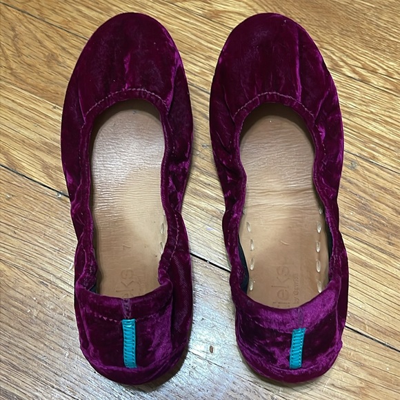 Tieks Tyrian Size 7 - Picture 2 of 7